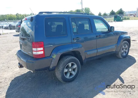 2008 Jeep Liberty Sport из США, поврежденный, VIN 1J8GN28K68W207270